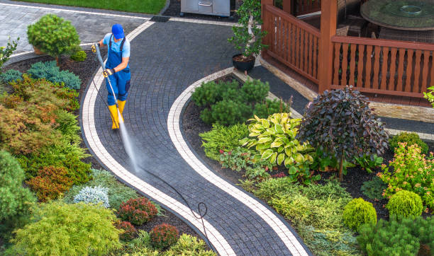 Garage Pressure Washing in Fairfax, IA